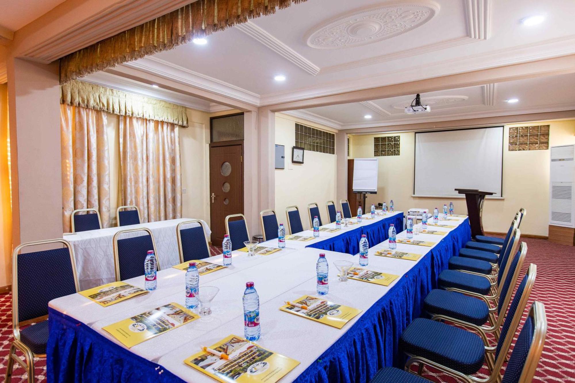 Charleston Hotel Accra Eksteriør billede